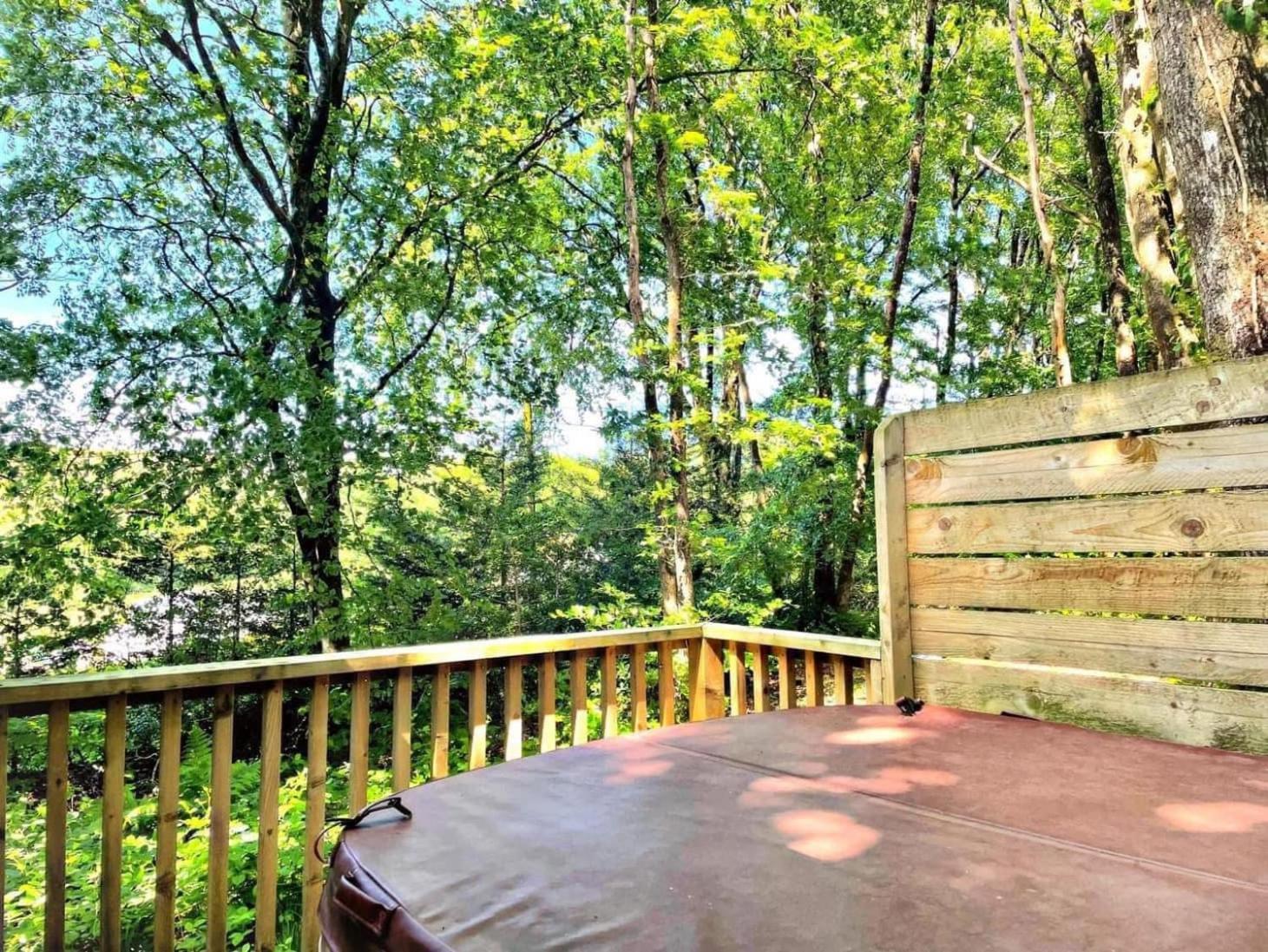 Welsh Villa-Hot Tub-Tenby-Carmarthen-Forestsetting Dış mekan fotoğraf