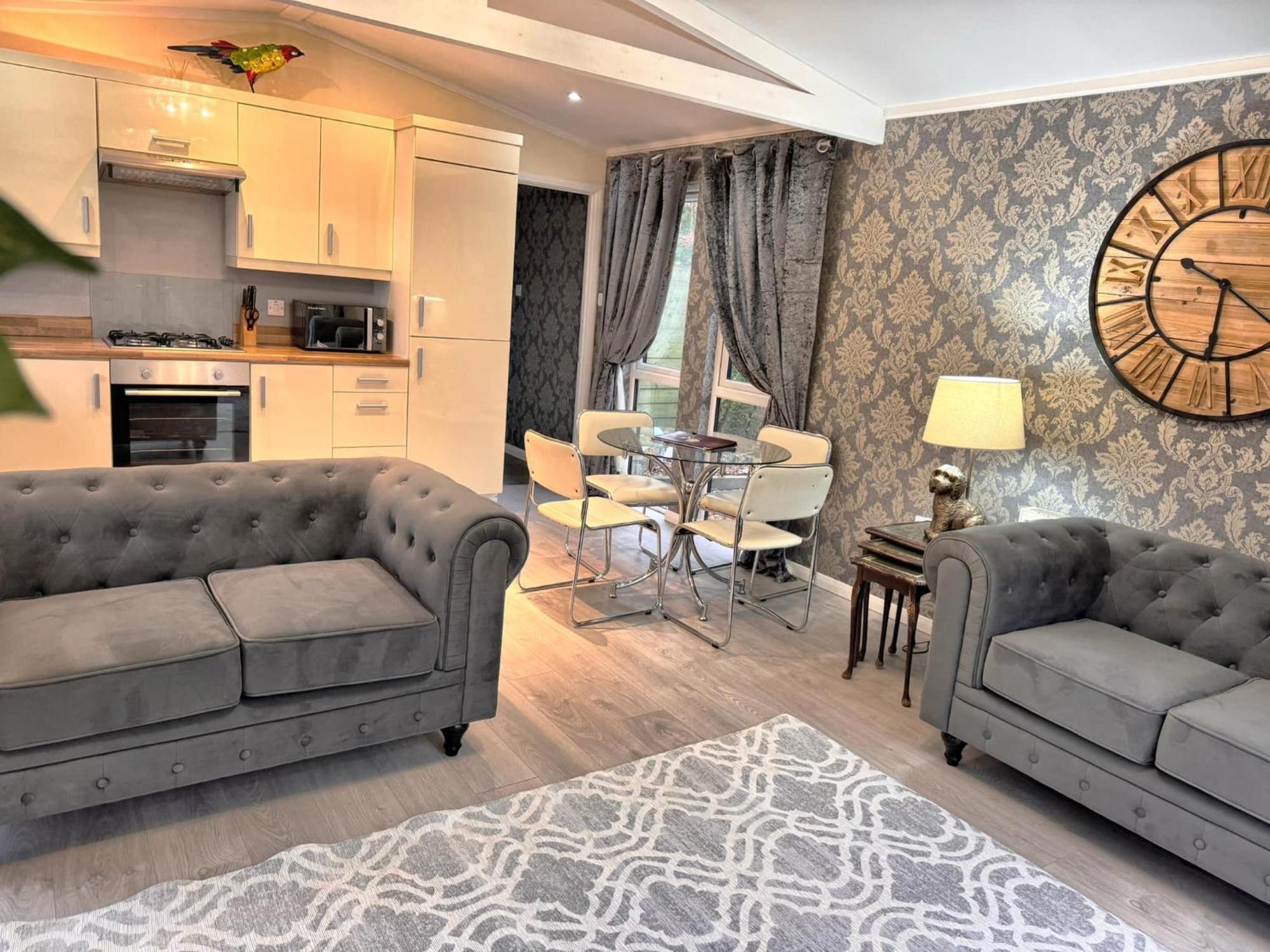 Welsh Villa-Hot Tub-Tenby-Carmarthen-Forestsetting Dış mekan fotoğraf